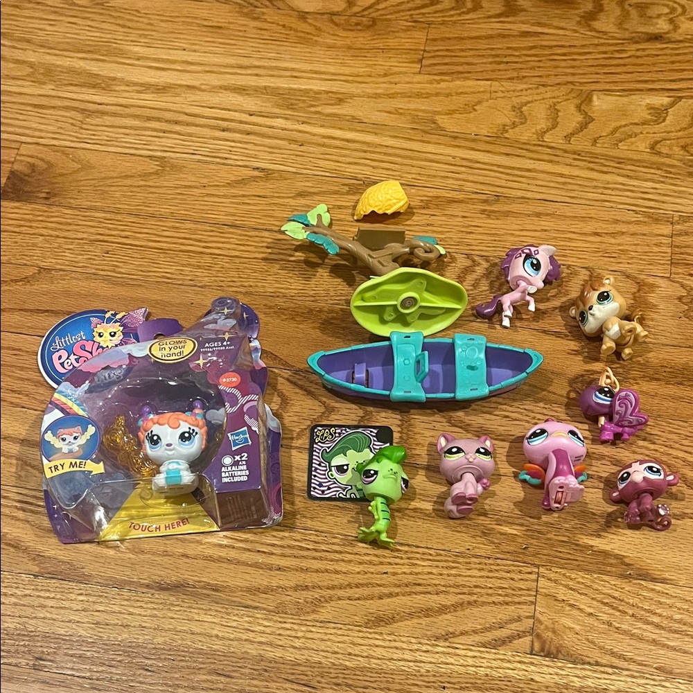 Littlest Pet Shop Bundle Toy Set - NIB Glow Fairy, 7 Pets, Canoe, Treehouse